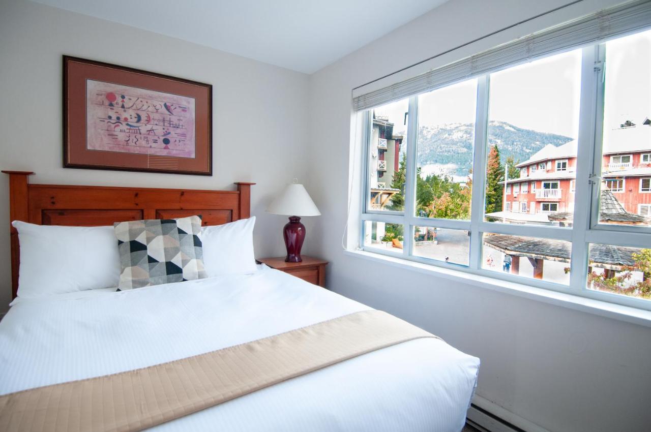 Town Plaza By Mountainview Accommodation Γουίστλερ Εξωτερικό φωτογραφία