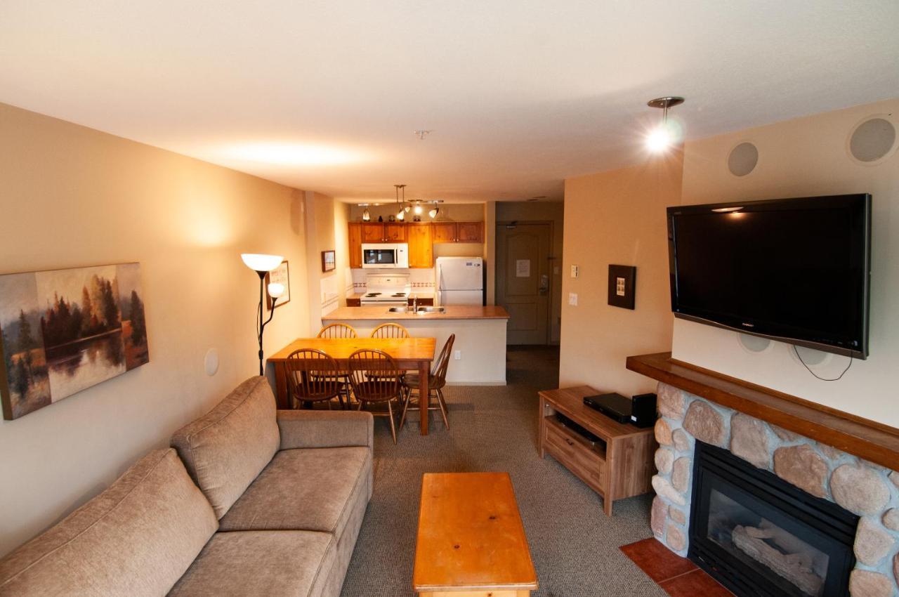 Town Plaza By Mountainview Accommodation Γουίστλερ Εξωτερικό φωτογραφία